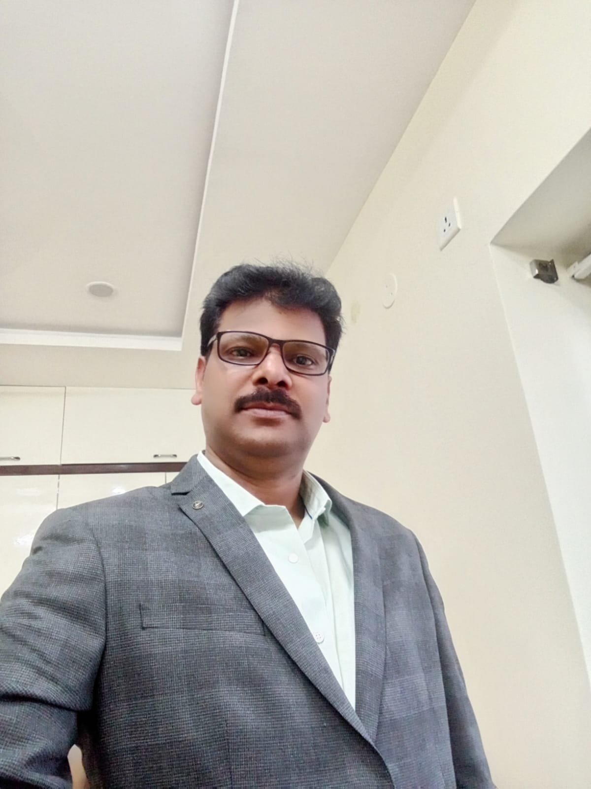 Mr Murali Mohan Hanumanthu