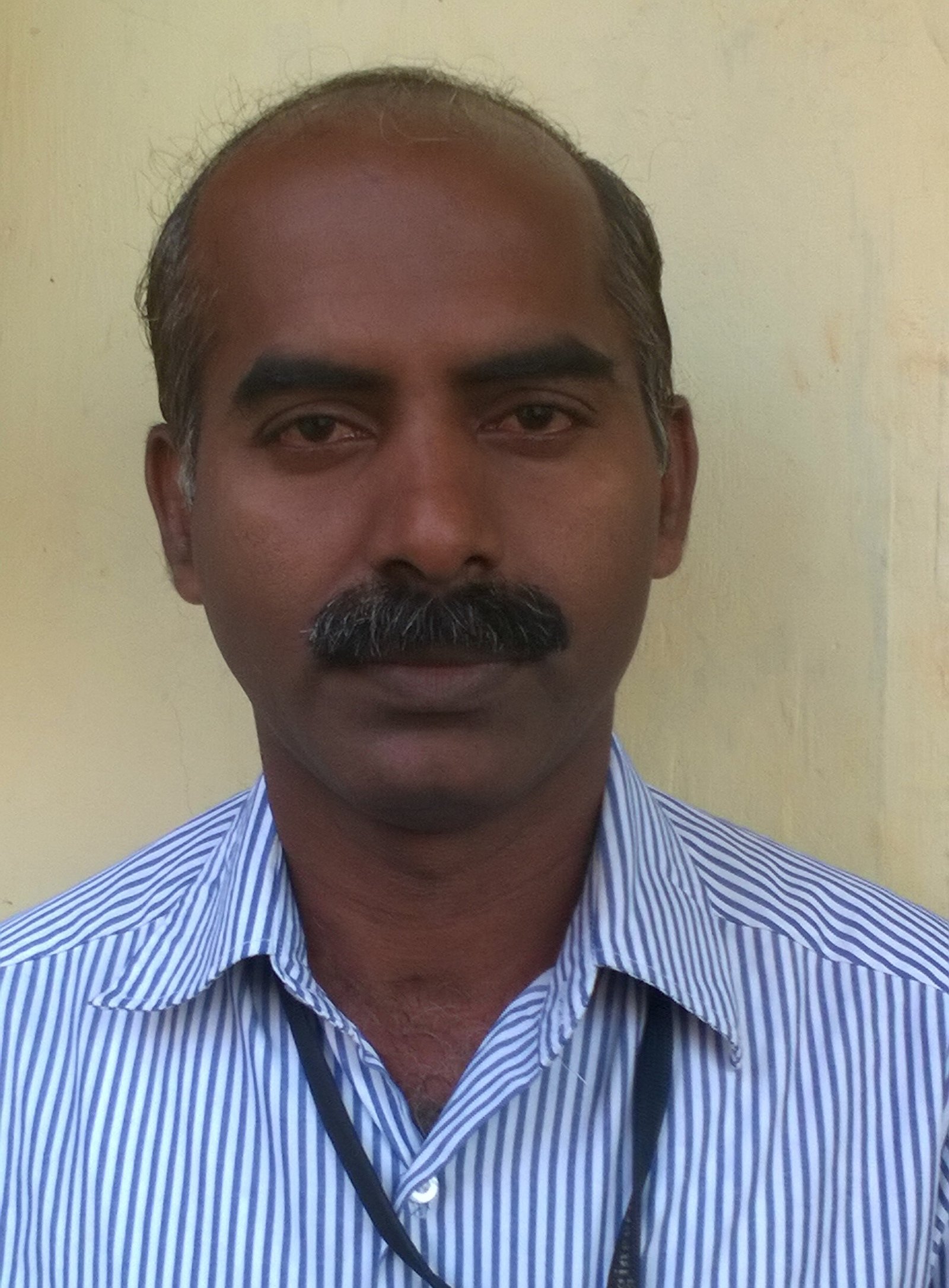 Mr PRABHAKARAN M